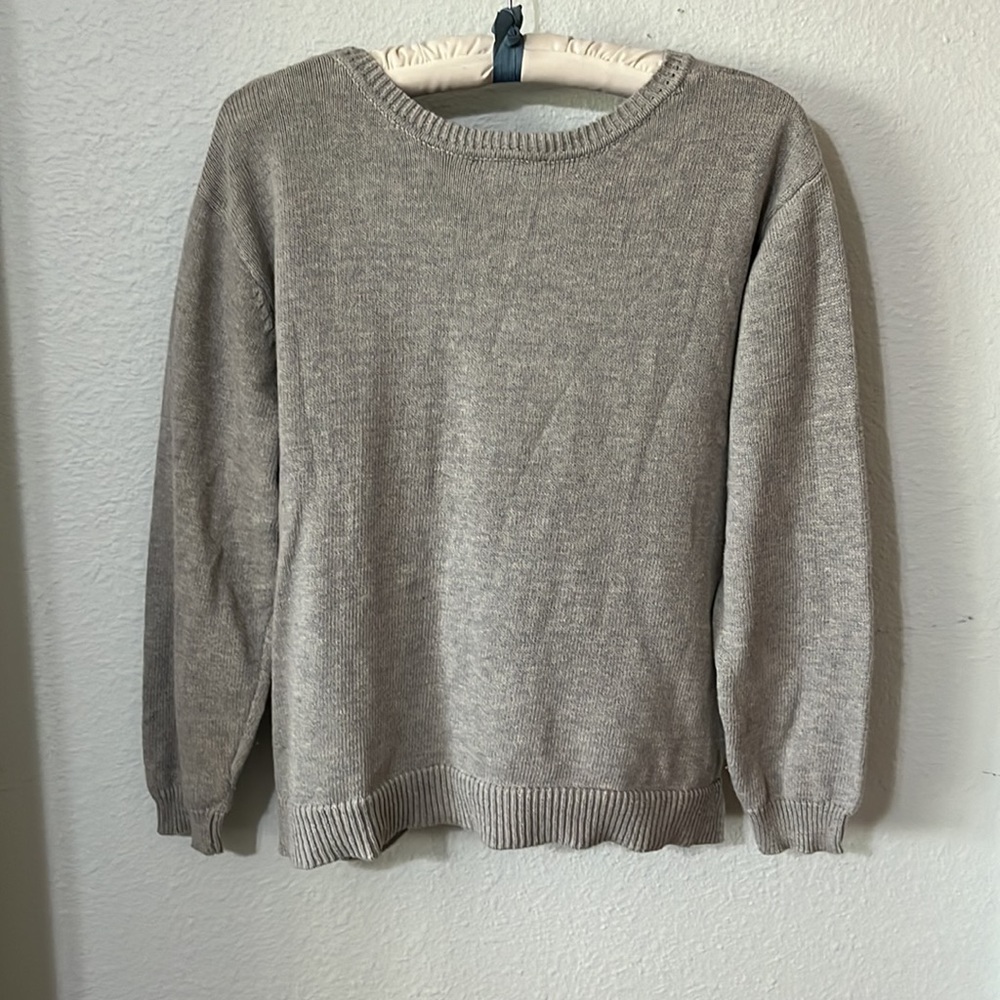 Sweater - Picture 4 of 6